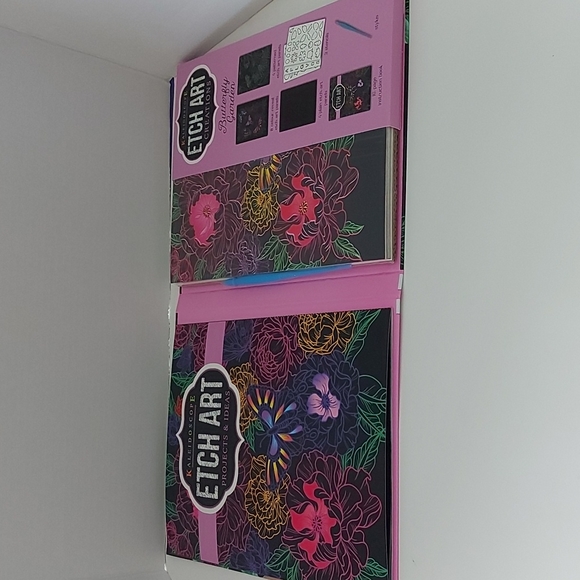 NWOT Butterfly Garden ETCH ART Creation - Picture 8 of 11